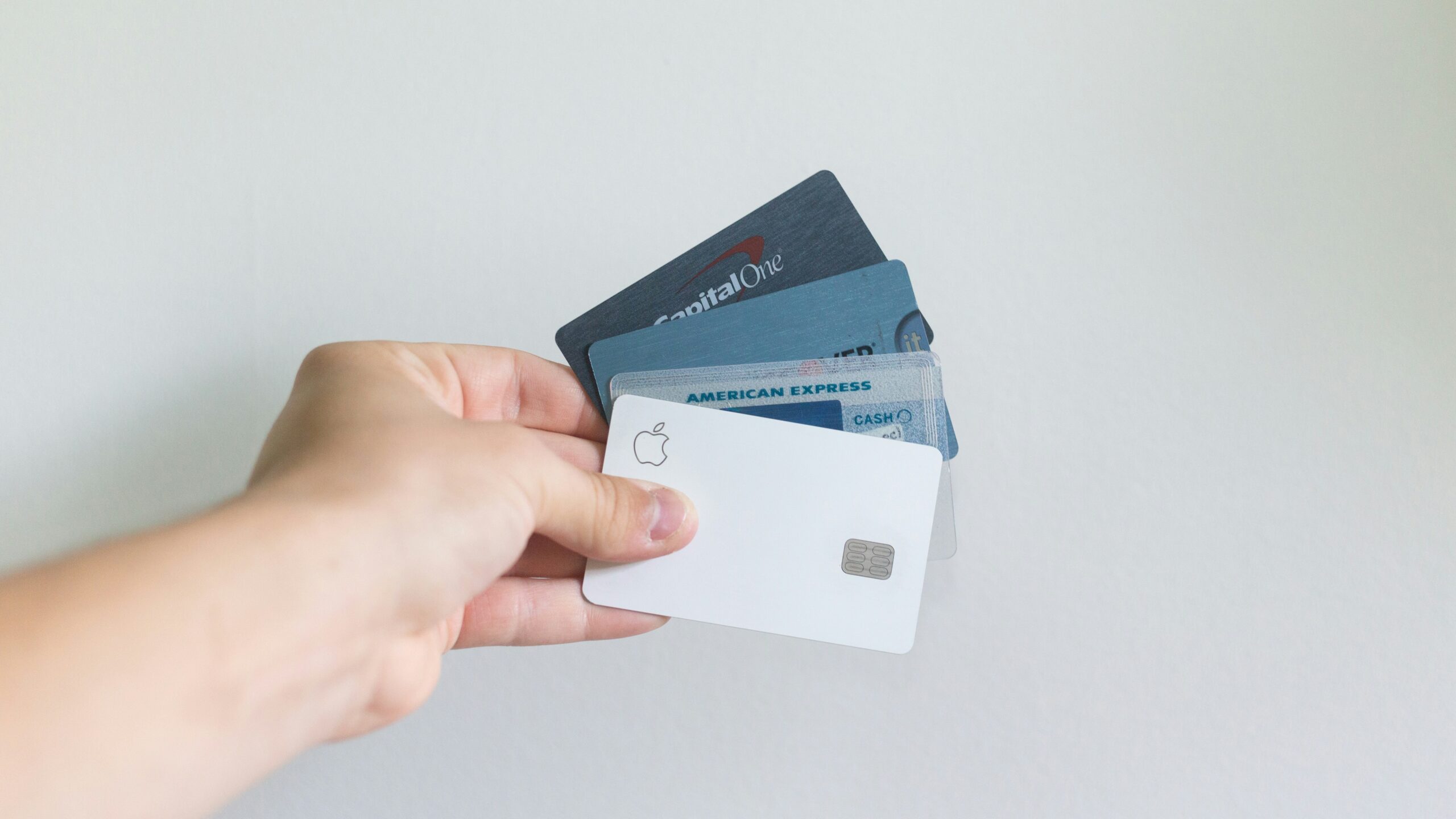 Store Credit Cards Worth Getting (And the Ones to Skip)