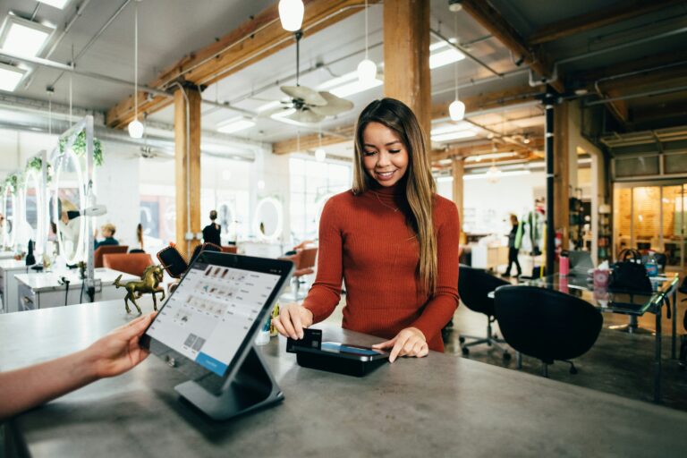 are store credit cards worth it