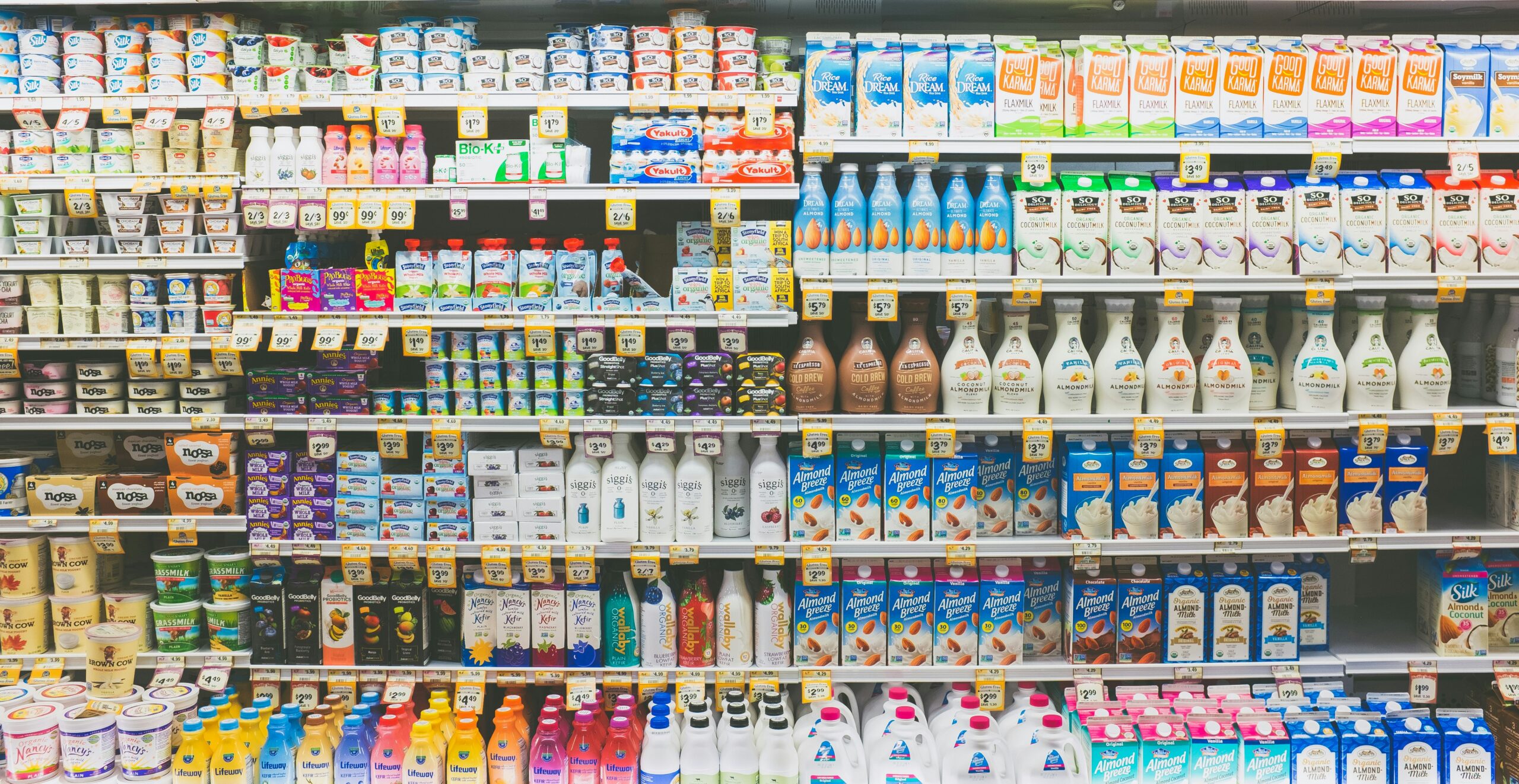 How Store Loyalty Programs Work – And How to Win at Them